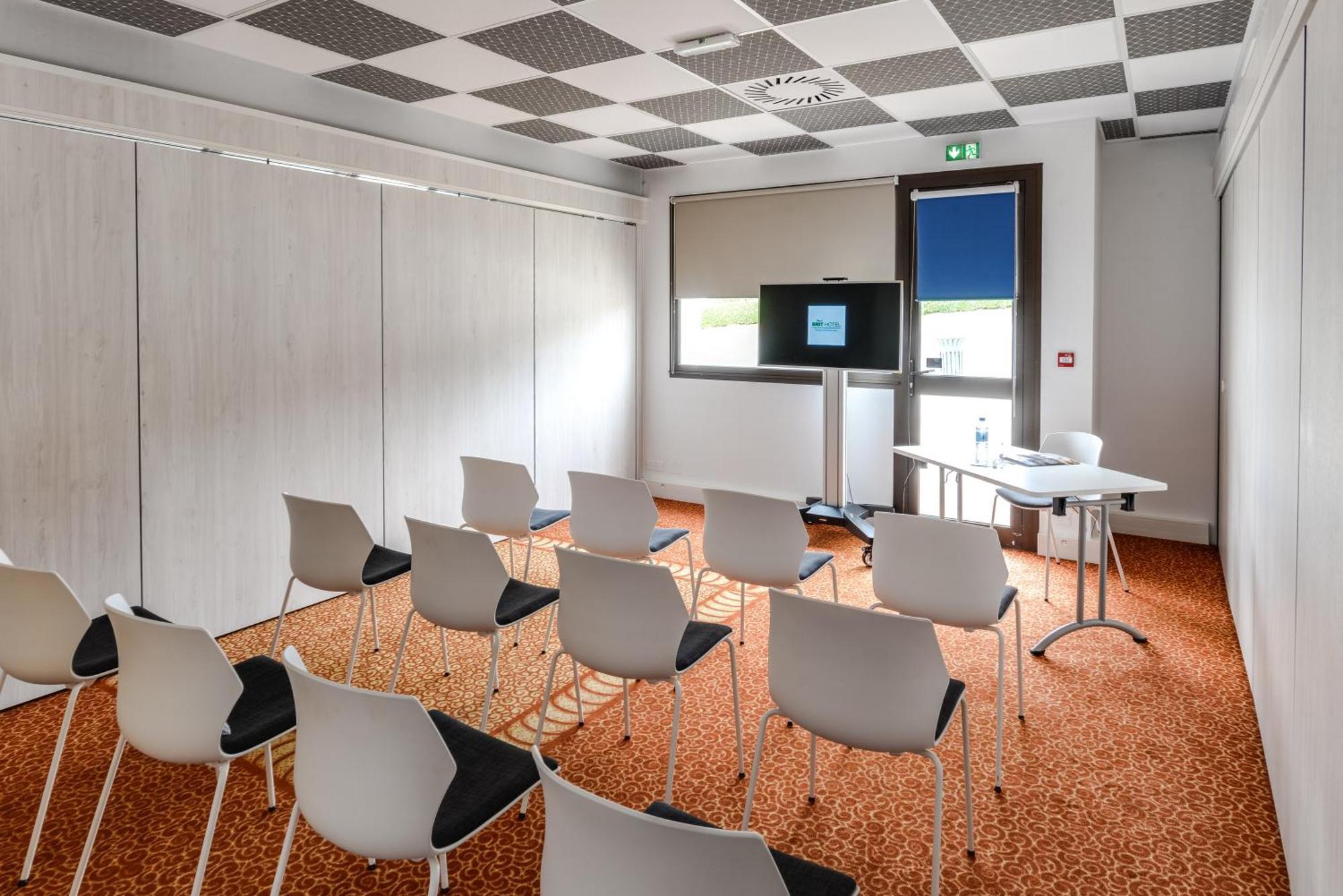Brit Hotel Rennes Cesson Экстерьер фото